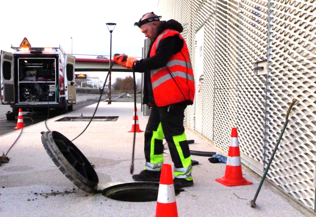 comment déboucher une canalisation pleine de sable