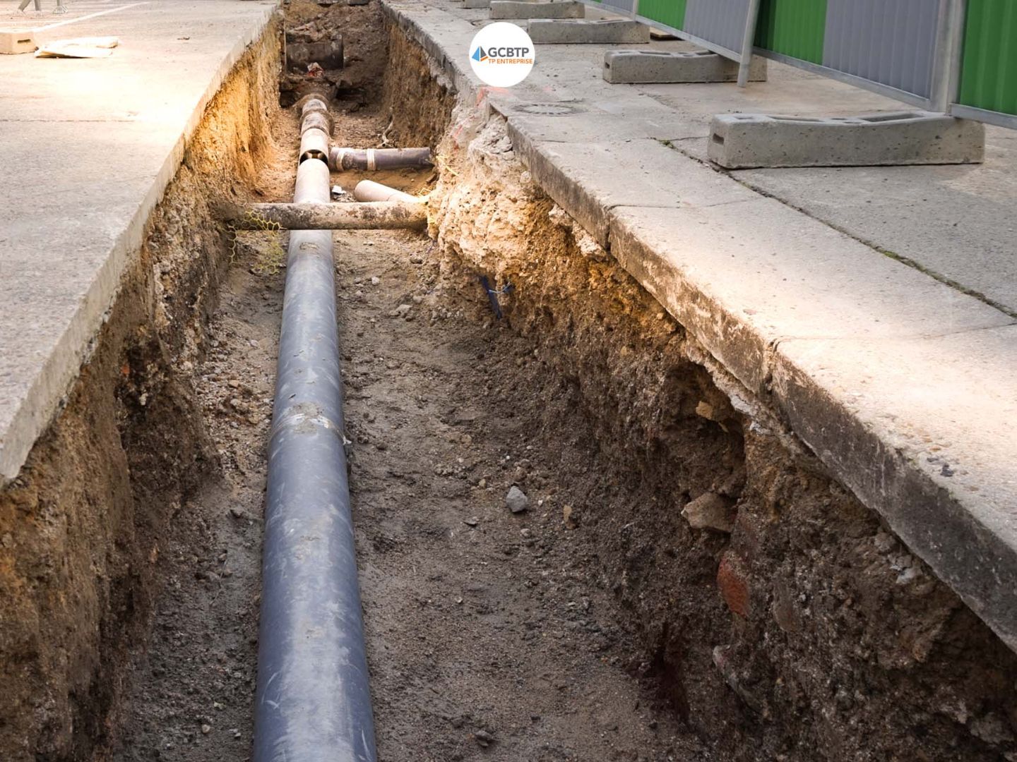 Nettoyage régulier : Drainage et canalisations toujours performants